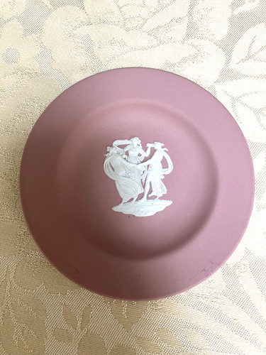 Wedgwood pink jasperware pin - wedgwood,