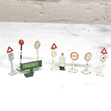 Dinky Toys Road Signs etc x 9