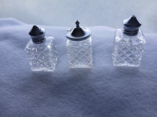 Vintage art deco glass salt - glass,