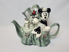 Vintage Disney Showcase Minnie