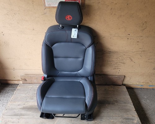 2017 2023 seat - zs, front