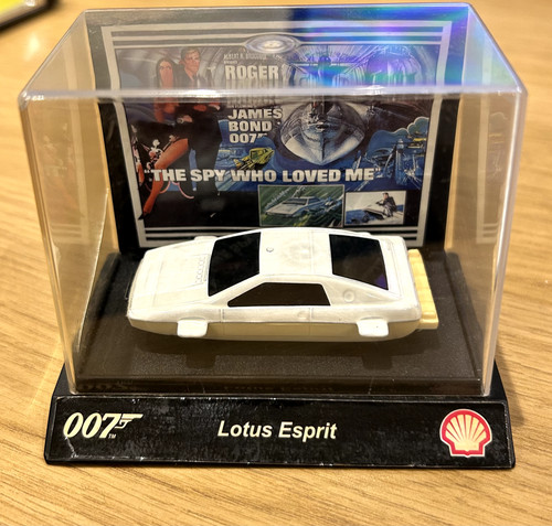 Shell scale 007le lotus - 1/64,