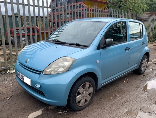 Daihatsu sirion petrol - sirion,