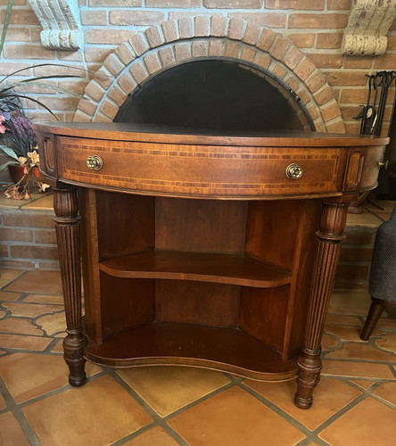 Wide round mahogany - ,