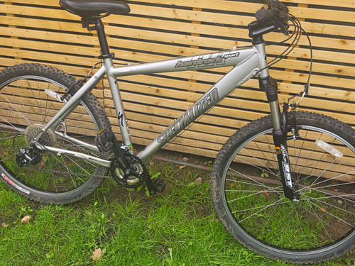 Specialized hardrock sport - specialized,