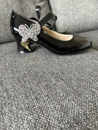 Butterfly court shoes size - shoes,