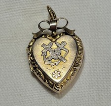 Victorian 9ct Gold Heart Shape