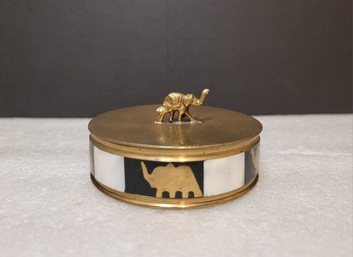 Vintage brass pill trinket - brass, /