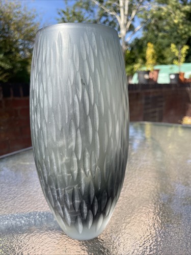 Caithness glass vase - glass, 8”