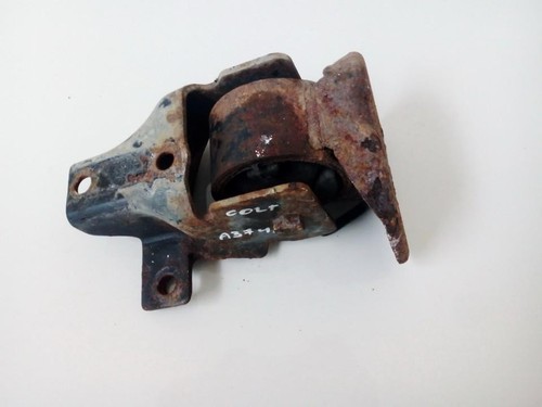 Engine mount and transmission - engine,