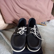 Charles Tyrwhitt Navy Boat