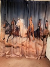 Galloping Horse curtains with bedding bundle