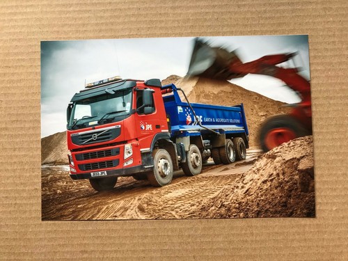 2013 volvo 410 8x4 tipper - fm-410,