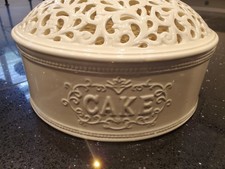 Vintage Chantilly Lace French Country Style Cream Ceramic Cake Container