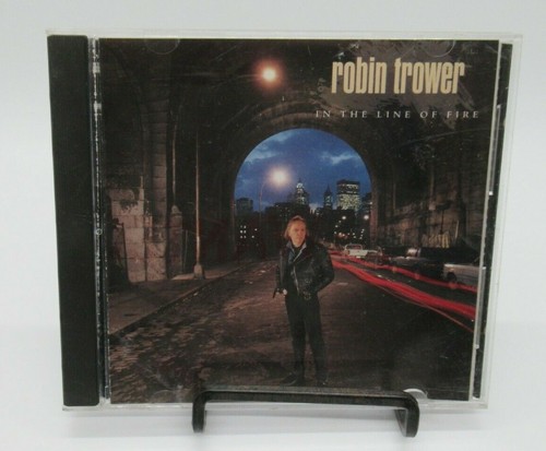 Robin trower the line of - trower:,