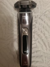 Philips Series 9000 S9987/55 Men's Wet & Dry Electric Shaver working