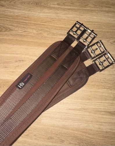 Comfort brown horse - hy,