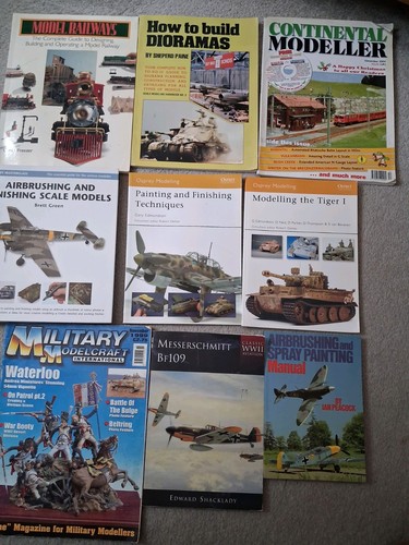 Job lot diorama modelling - lot,