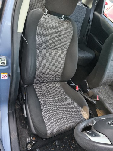 Toyota yaris 2011 - yaris, 2011-2017