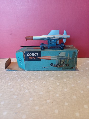 Corgi 350 thunderbird - 350,