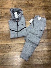 Men’s Nike Tech Fleece