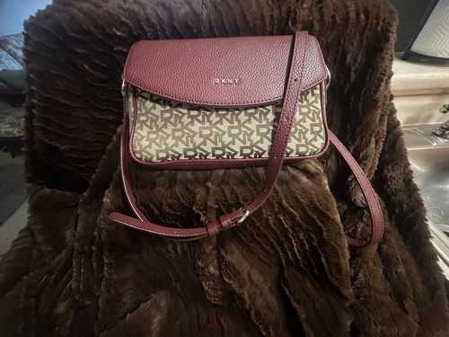 Dkny women handbag crossbody - dkny,