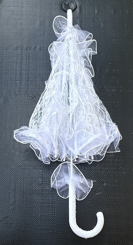 White lace floral pattern - white,