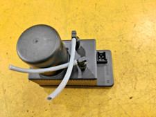 2003 MERCEDES W211 E55 AMG KOMPRESSOR CENTRAL LOCKING VACUUM PUMP 2038000048