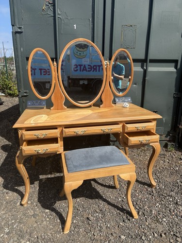 Vintage queen anne style - anne,