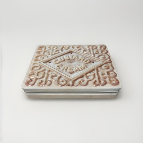 Custard cream novelty tin - custard,