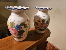 alcobaca  vase  pair portugal