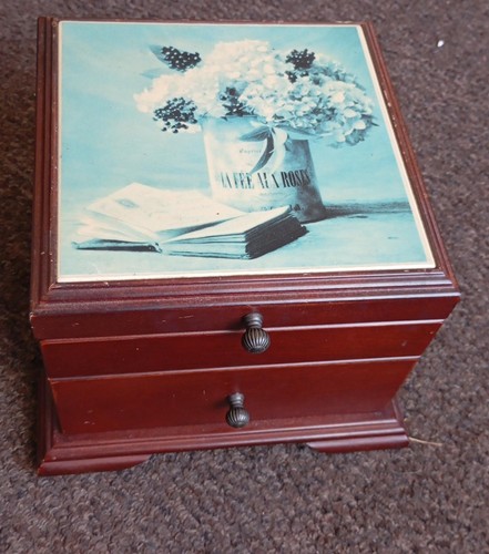 Vintage 2000s flower art - art, tile