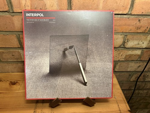 Interpol the other side - side, of