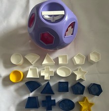 Tupperware Shape O Ball Tupper