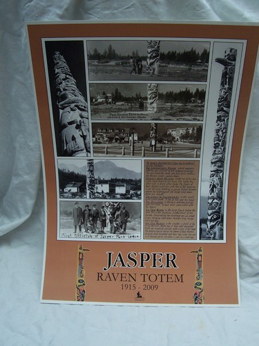Totem pole jasper alberta - jasper.,