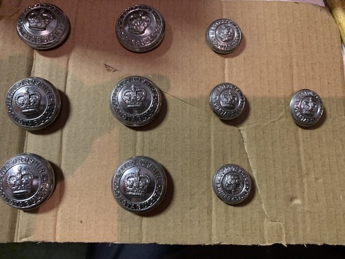 Job lot buttons british - x, 10