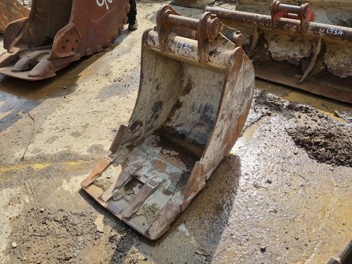 600mm excavator digging bucket - 600mm,