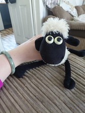 Shivering shaun the sheep - the,