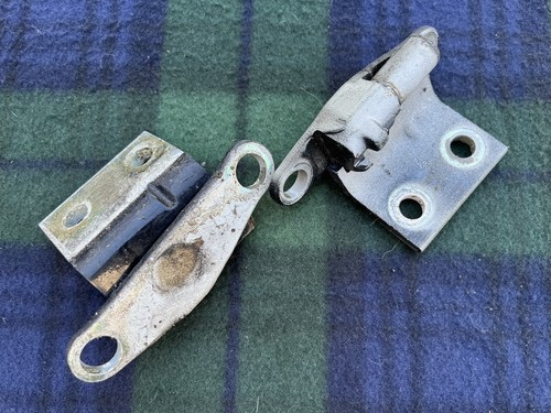 Saab 9000 driver door hinge - 9000,