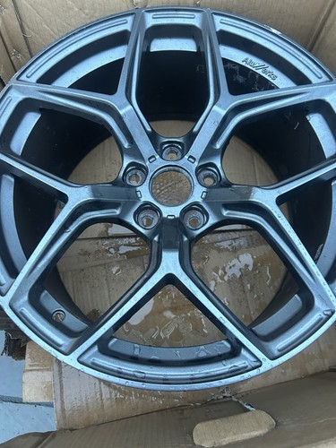 Aluverks xt2 19x9 et40 - 19x9.5, alloy