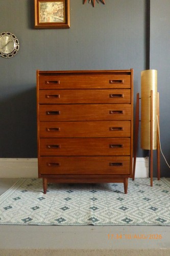 Mid century chest drawers - of,