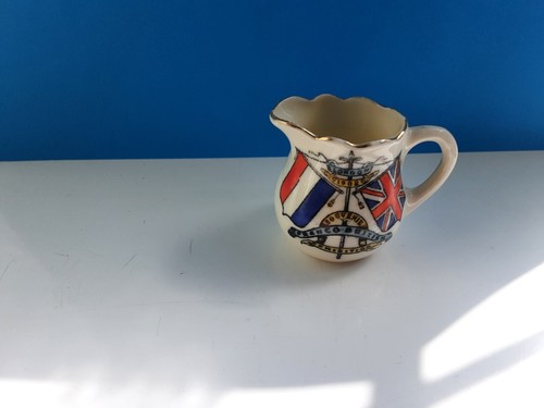 Vintage crested china - crested, the