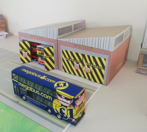 110 scale bus - 1:, depot
