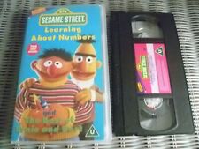 SESAME STREET LEARNING ABOUT