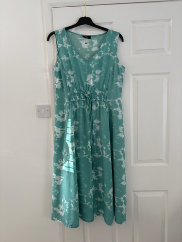 Bnwt ladies klass turquoise - bnwt,