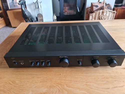 Rotel fi amplifier - 01,