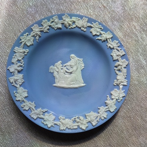 Wedgwood blue jasperware plate - wedgwood,