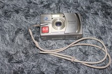 Konica Minolta Dimage G600