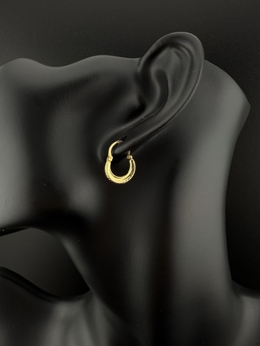 Solid 18k yellow gold - 18k,