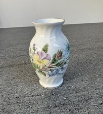 Aynsley Wild TudorVery Small